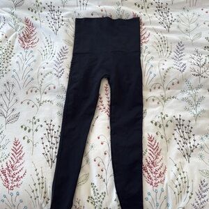 Belly Bandit Mother Tucker postpartum leggings